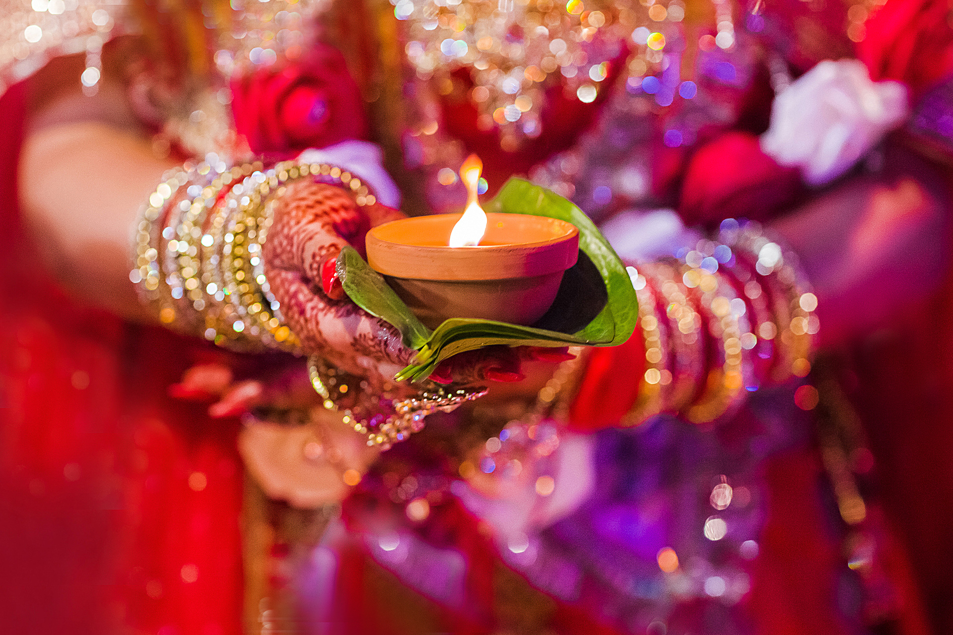 Bruidspaar op een trap